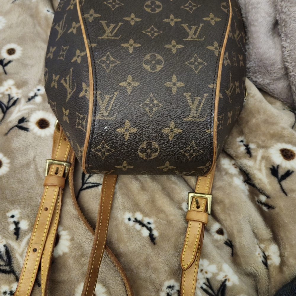 Louis Vuitton backpack - Picture 2 of 16